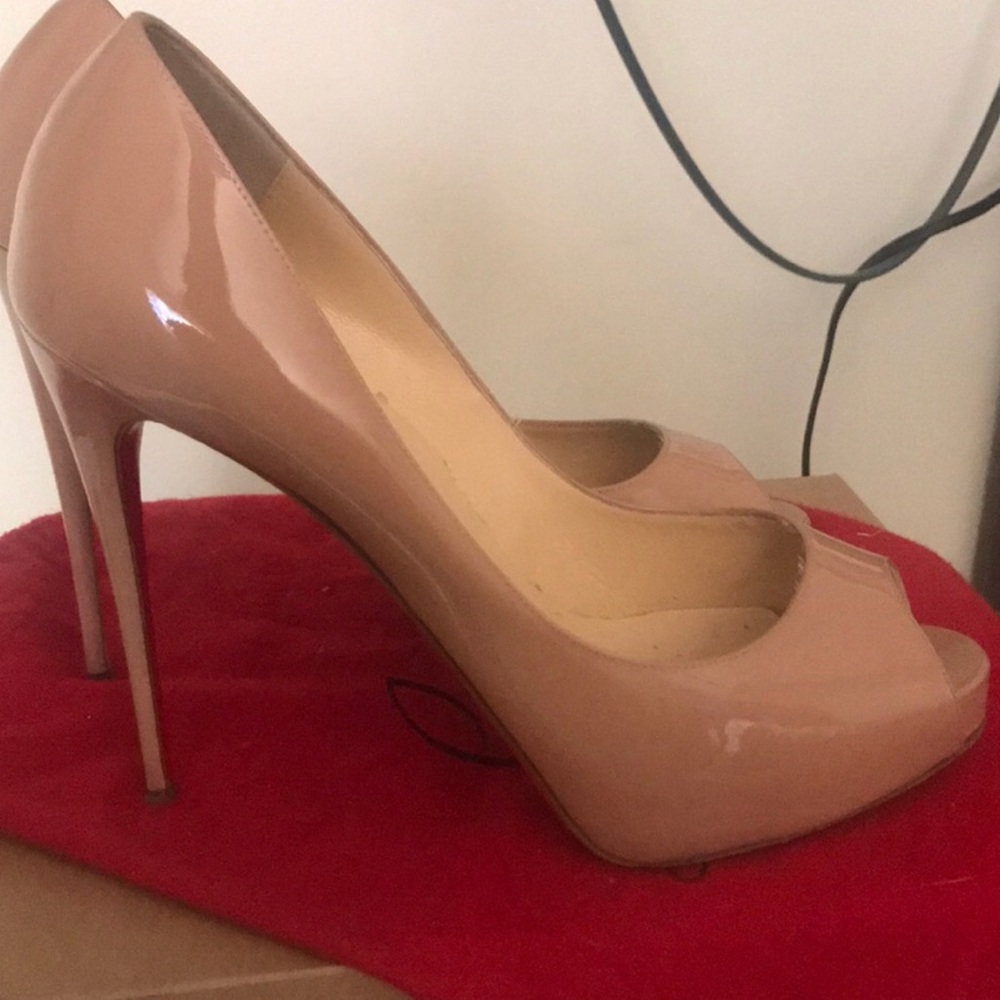 Christian Louboutin very prive 120 MM